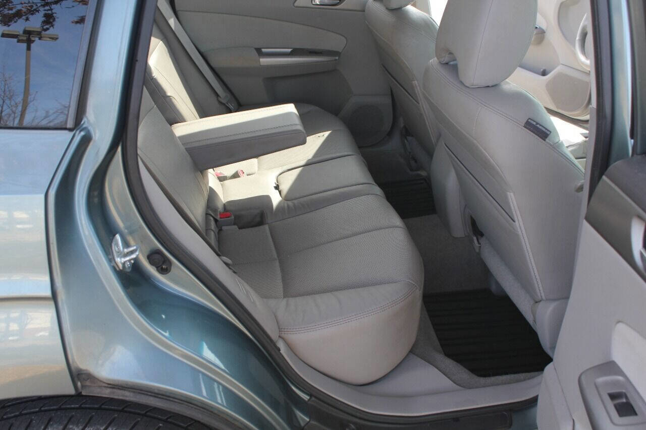 Used 2009 Subaru Forester 2.5X Limited image 12