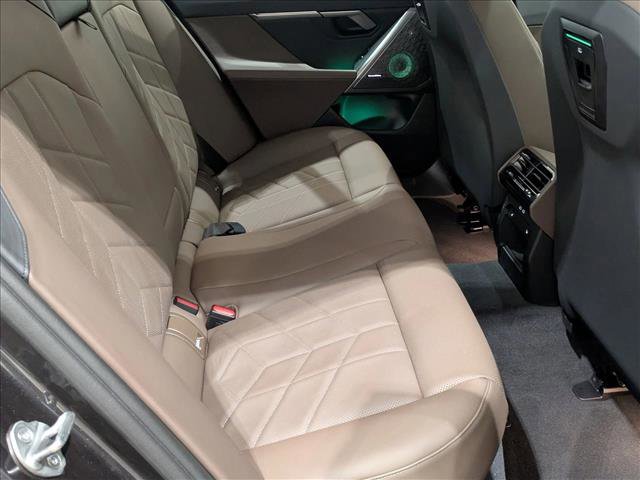 Used 2024 BMW i5 eDrive40i w/ Premium Package image 21