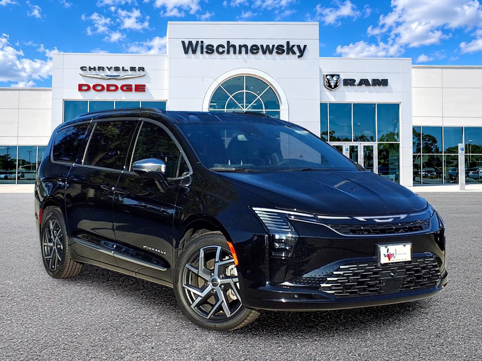 New 2027 Chrysler Pacifica Pinnacle AWD/4WD image 1