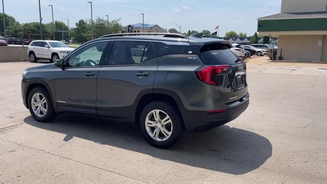 Used 2020 GMC Terrain SLE w/ Driver Convenience Package AWD/4WD image 6