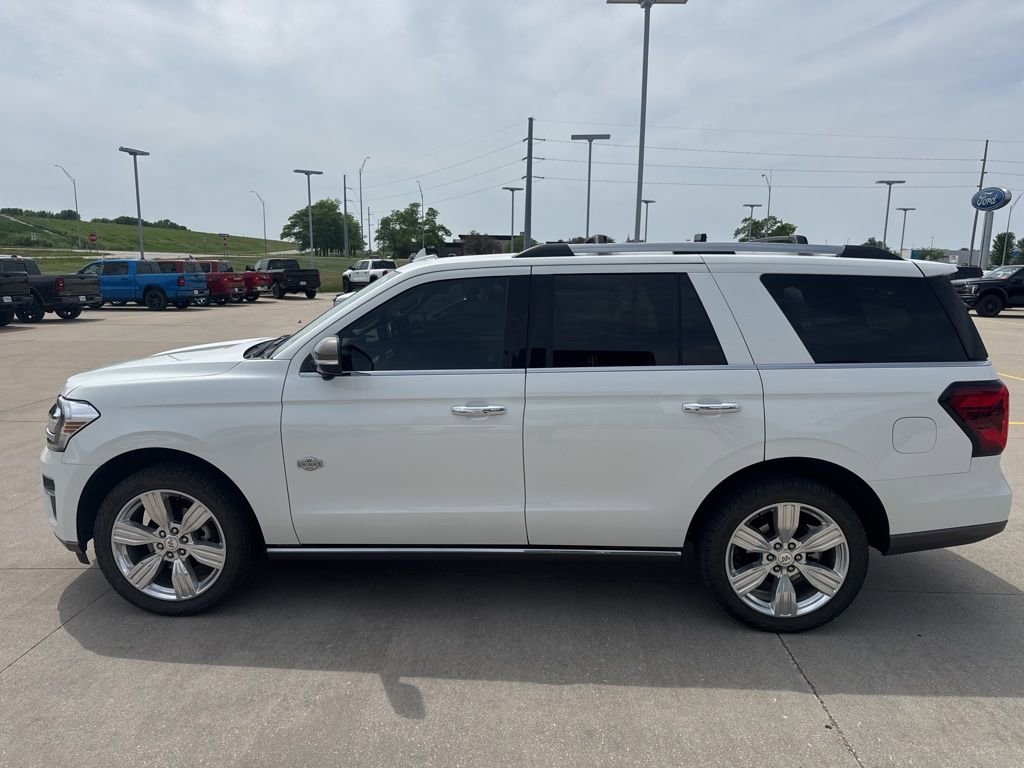 Used 2024 Ford Expedition King Ranch AWD/4WD image 8