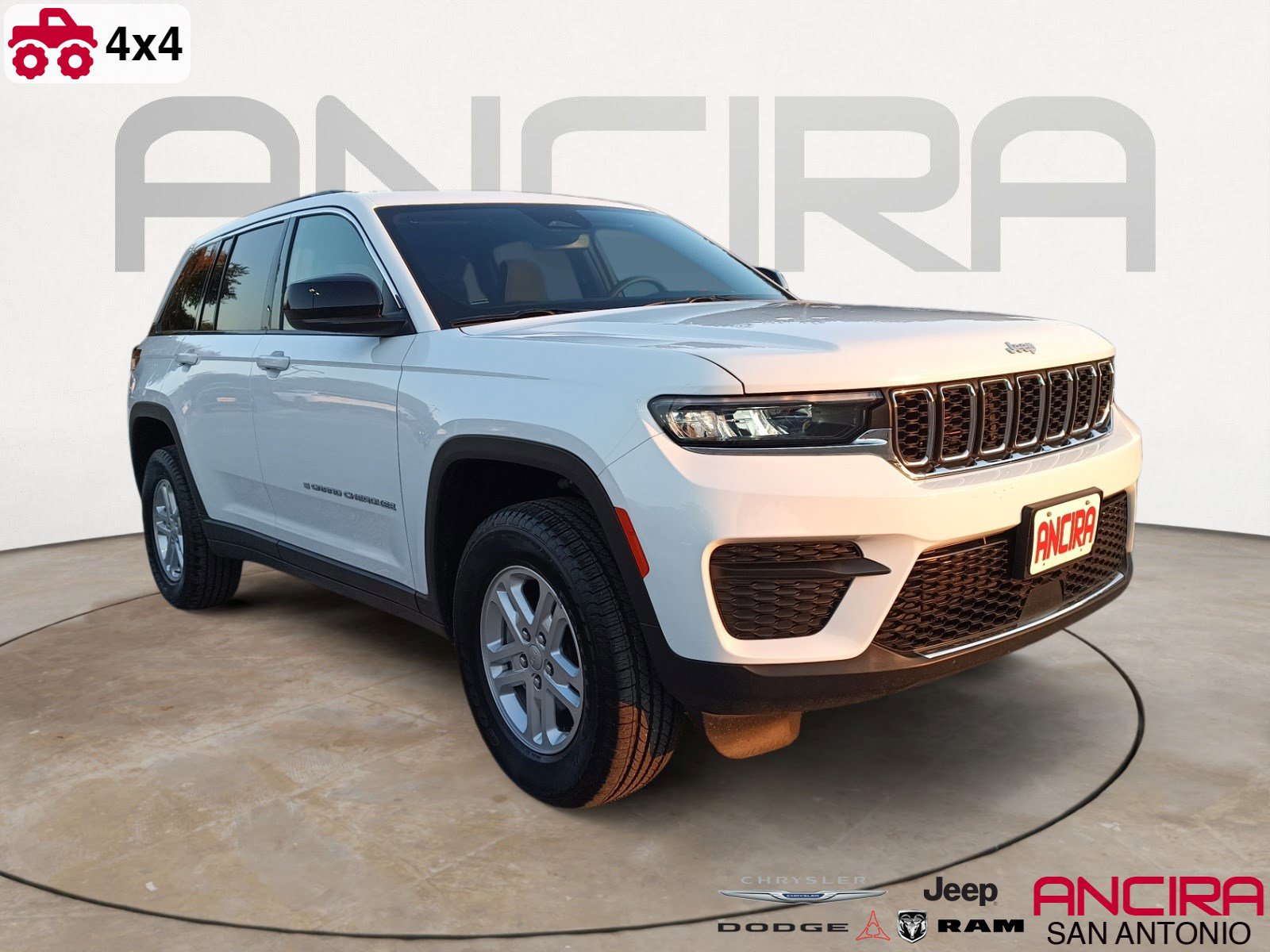 Certified 2024 Jeep Grand Cherokee Laredo w/ Luxury Tech Group I