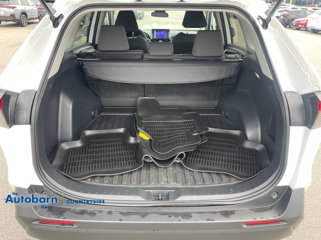 Used 2024 Toyota RAV4 XLE AWD/4WD image 21