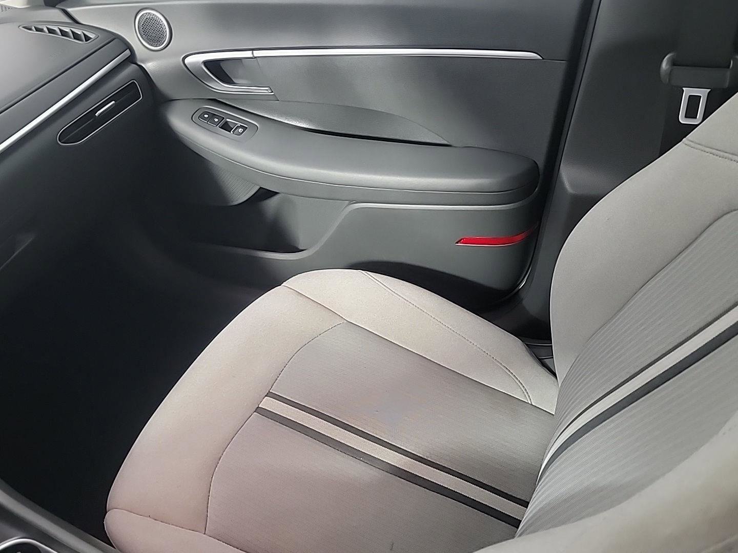 Used 2022 Hyundai Sonata SE image 22