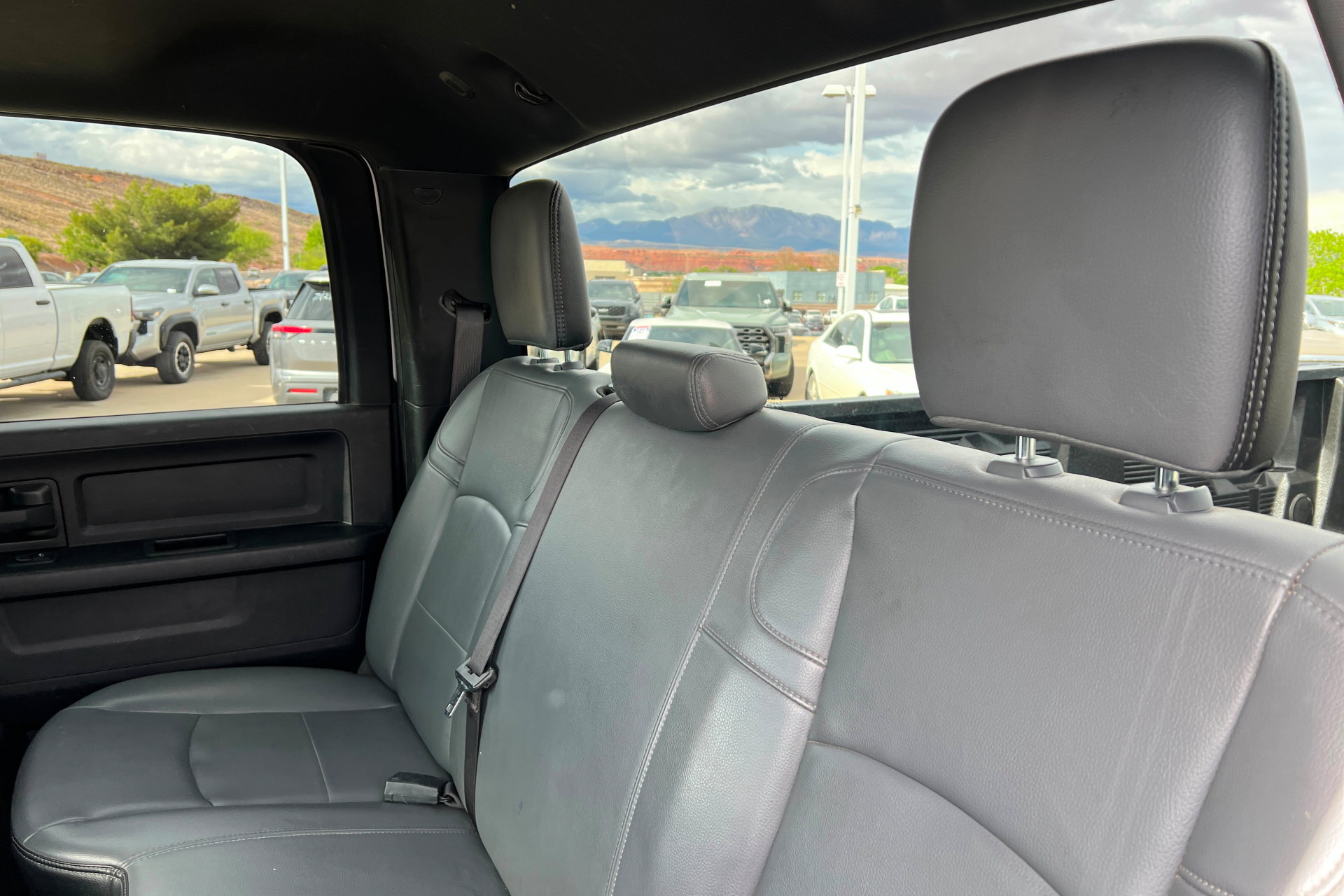 Used 2022 RAM 2500 Tradesman w/ Chrome Appearance Group AWD/4WD image 20