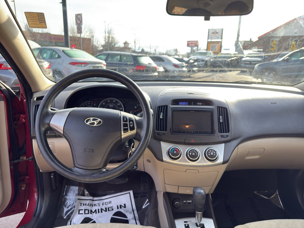 Used 2010 Hyundai Elantra GLS image 12