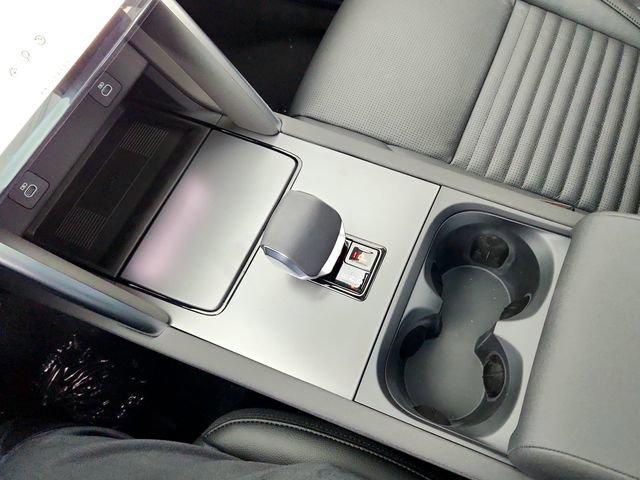 Certified 2025 Land Rover Discovery Sport S image 24