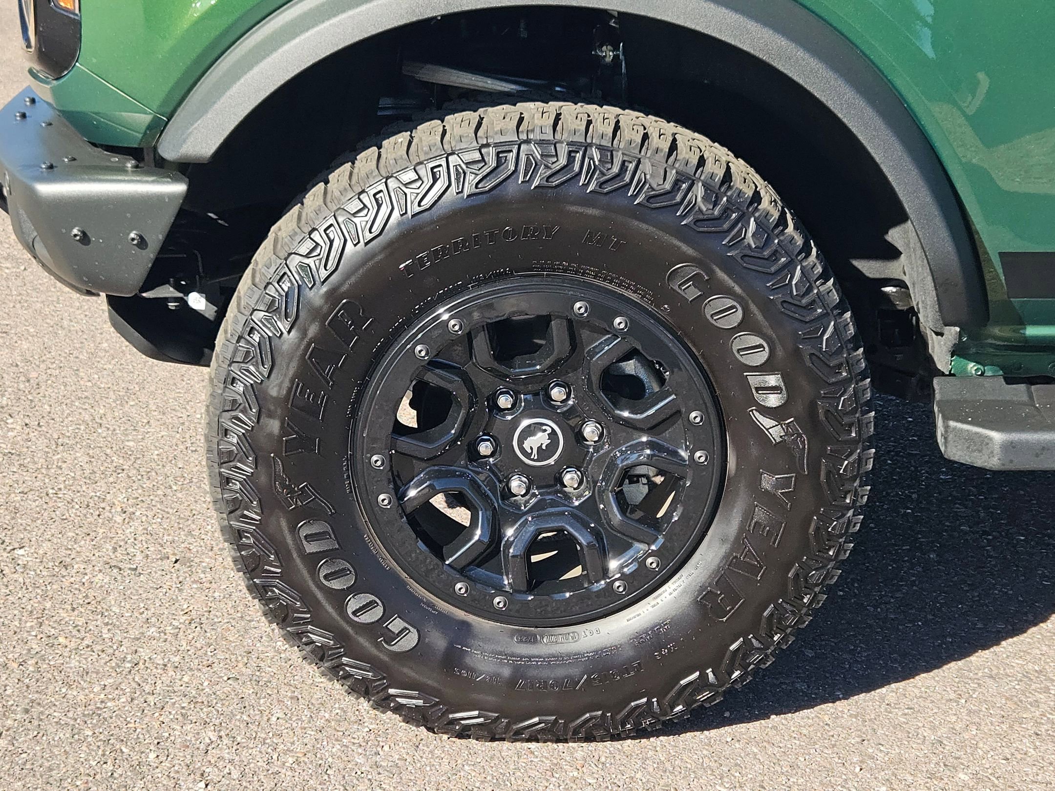 Used 2023 Ford Bronco Wildtrak image 10