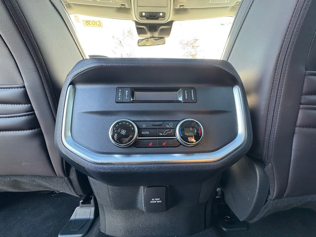 Used 2025 Ford Expedition Platinum w/ Platinum Ultimate Package image 39