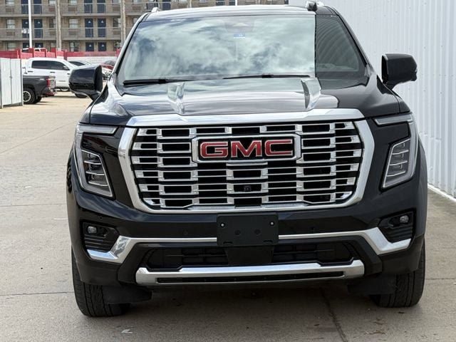 Used 2025 GMC Yukon XL Denali AWD/4WD image 8