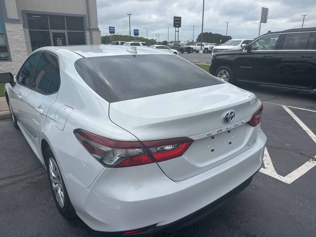 Used 2022 Toyota Camry LE FWD image 5