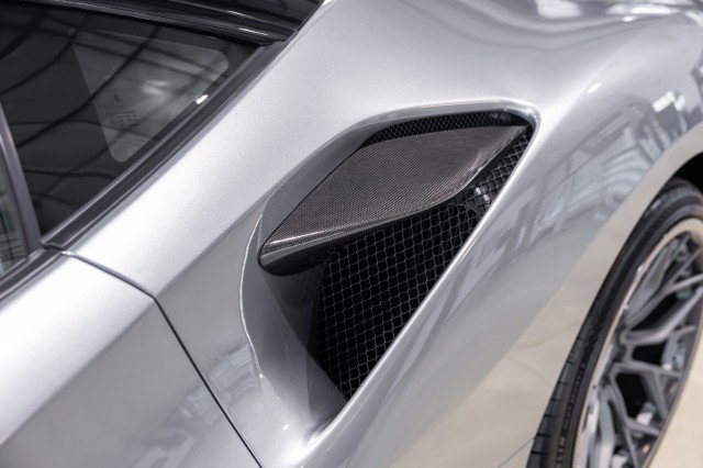 Used 2020 Ferrari F8 Tributo image 15