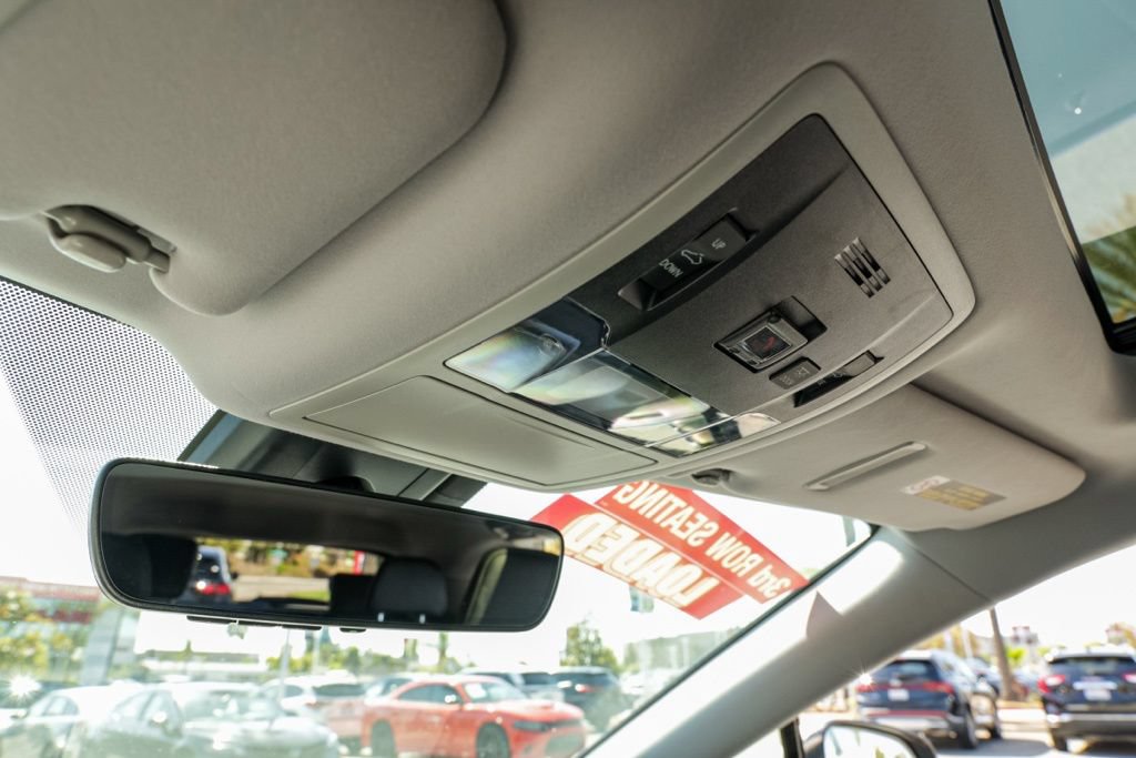 Used 2020 Lexus RX 350L FWD w/ Premium Package image 36