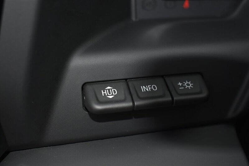 Used 2024 GMC Sierra 3500 Denali Ultimate image 27