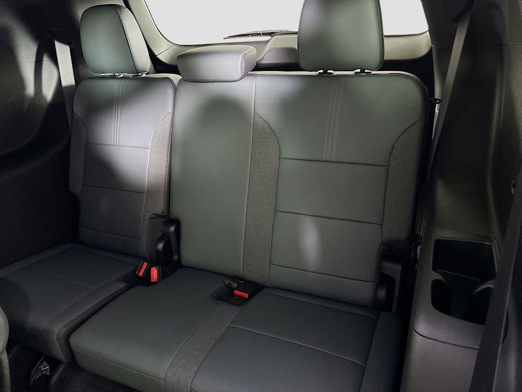 New 2026 GMC Acadia AT4 w/ Luxury Package image 29
