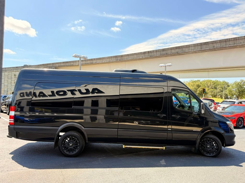 Used 2015 Mercedes-Benz Sprinter 3500 image 7
