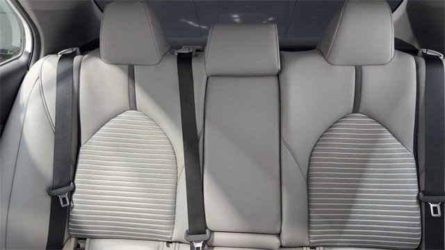 Used 2021 Toyota Camry SE w/ Convenience Package image 25