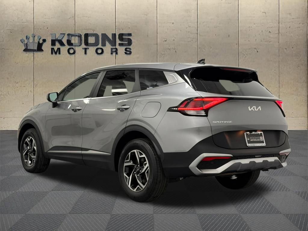Used 2025 Kia Sportage LX AWD/4WD image 6