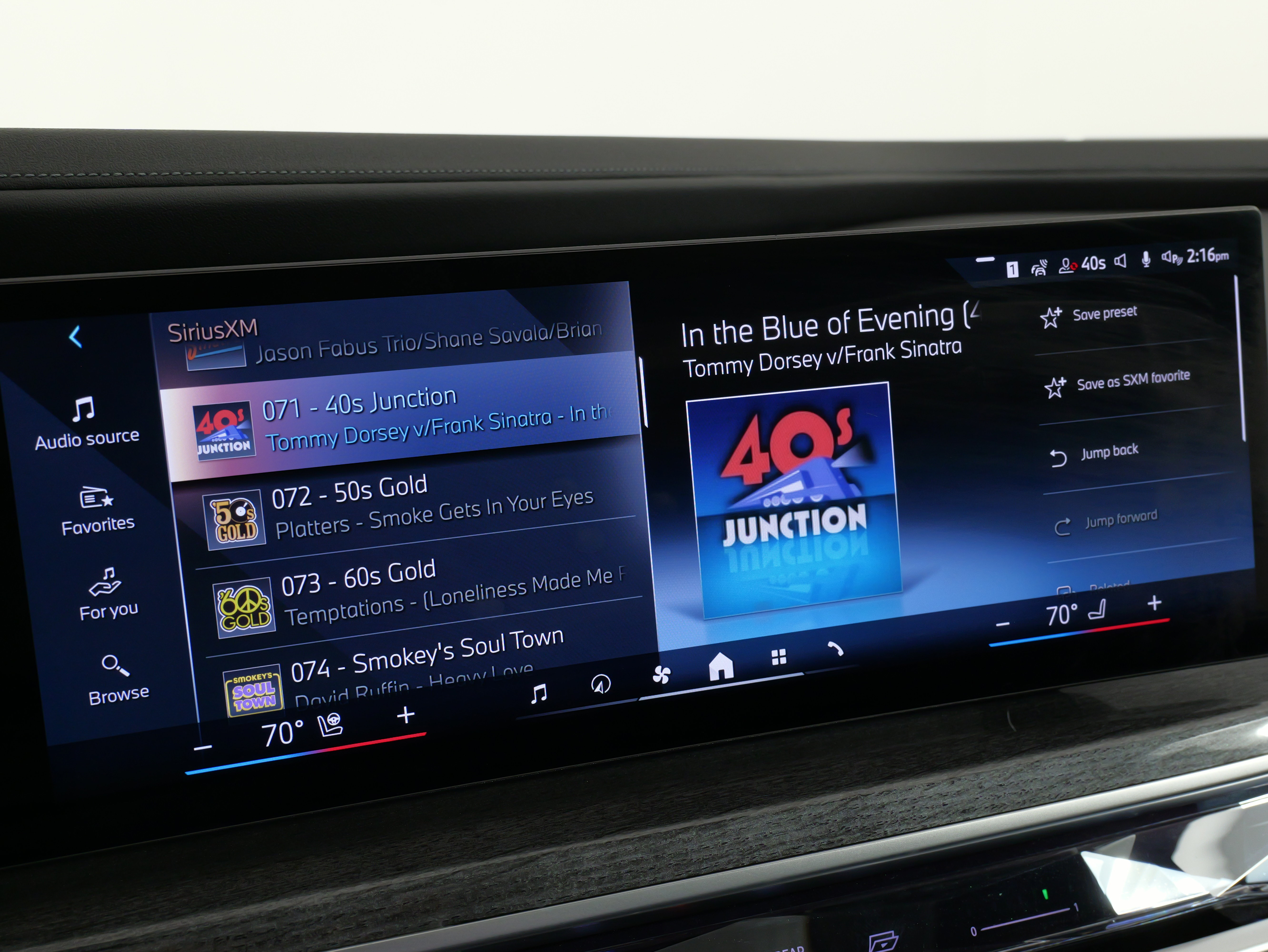 Used 2023 BMW 740i w/ Executive Package RWD image 51