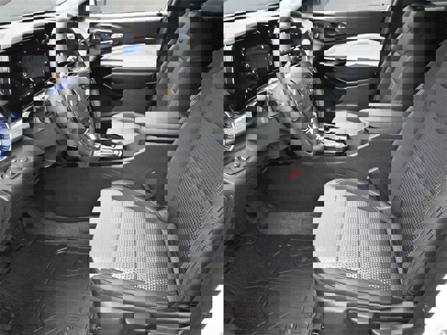 New 2026 Chevrolet Trax LT w/ LT Convenience Package image 16