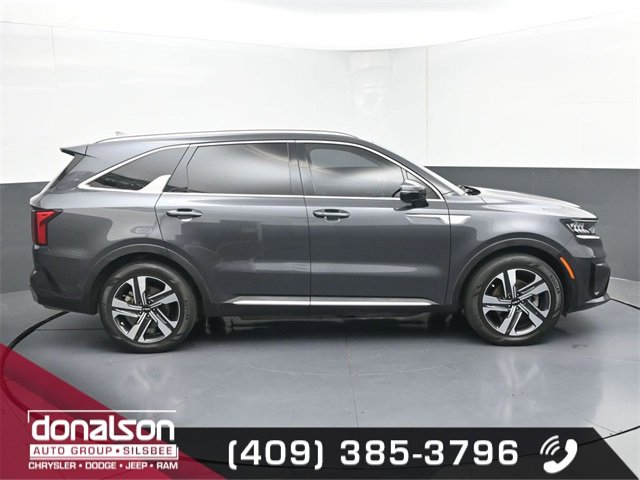 Used 2022 Kia Sorento EX w/ Panoramic Sunroof Package