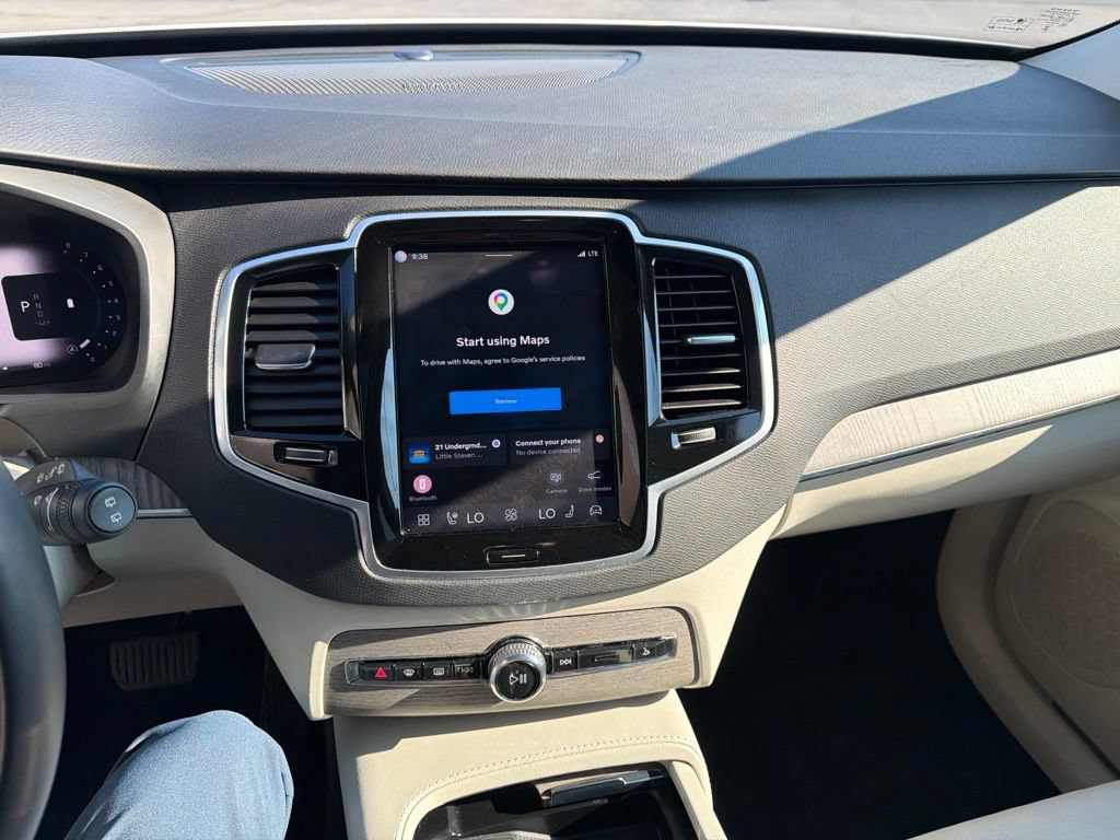 Certified 2023 Volvo XC90 B6 Plus w/ Protection Package Premier AWD/4WD image 11