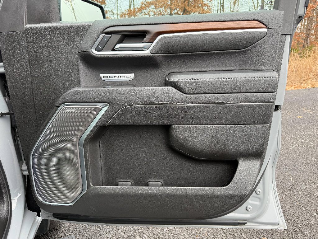 Used 2024 GMC Sierra 1500 Denali w/ Denali Reserve Package image 33