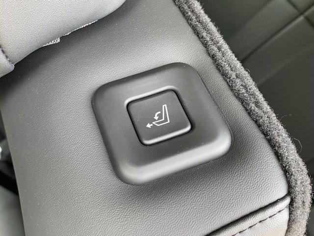 Used 2024 Hyundai Santa Fe Limited image 27