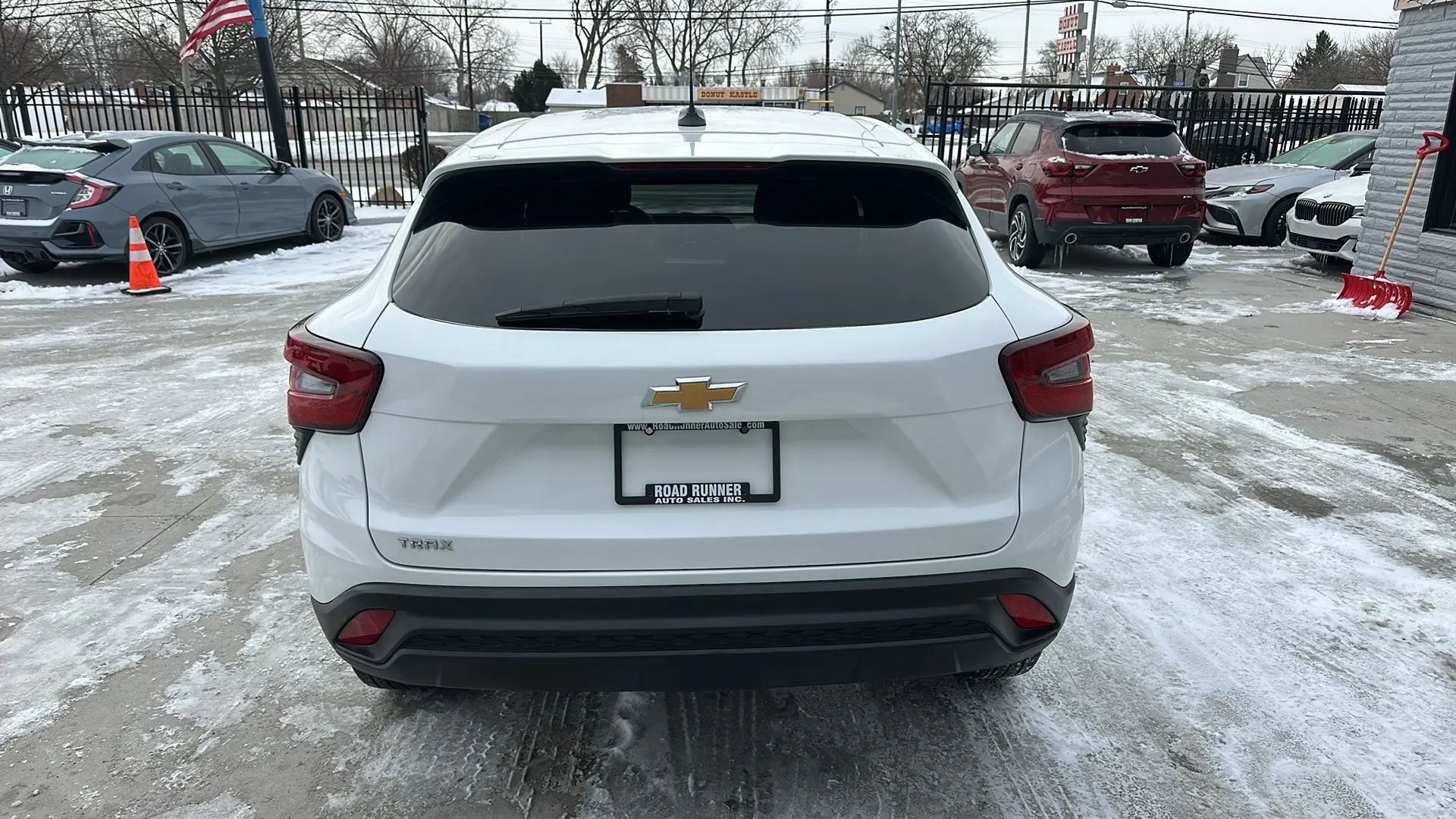 Used 2025 Chevrolet Trax LS image 6