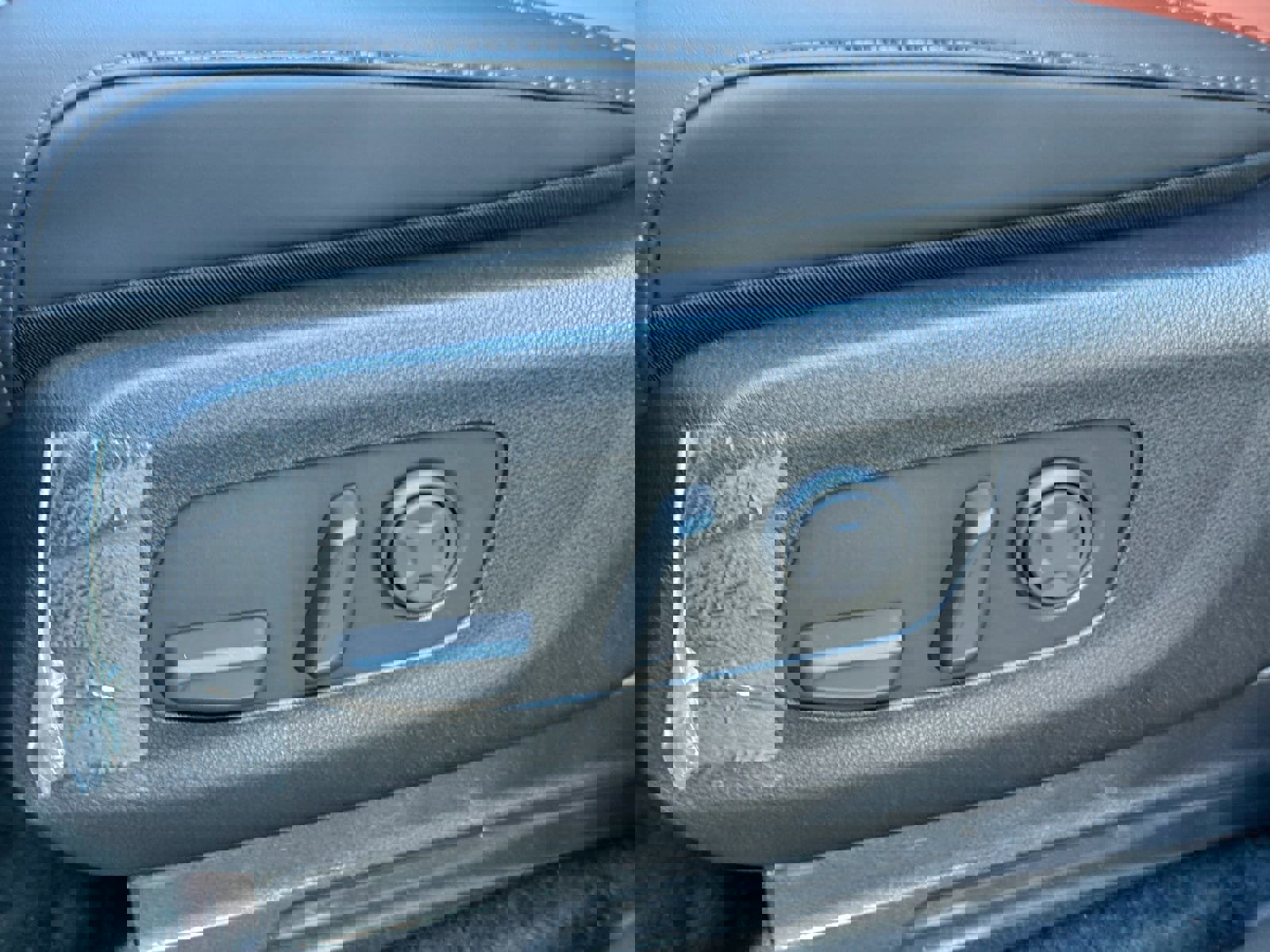 New 2026 Kia Carnival EX image 10