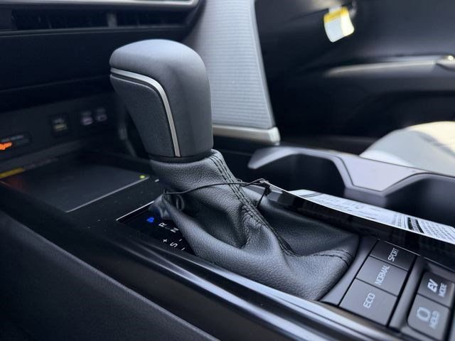 New 2026 Toyota Camry SE image 17