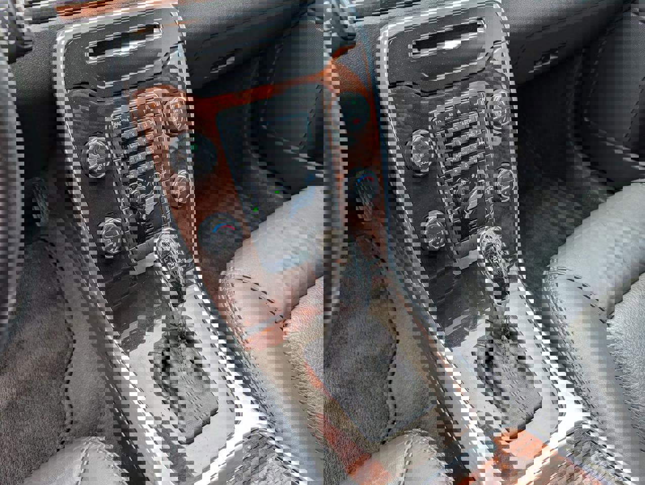 Used 2015 Volvo XC70 T6 image 20