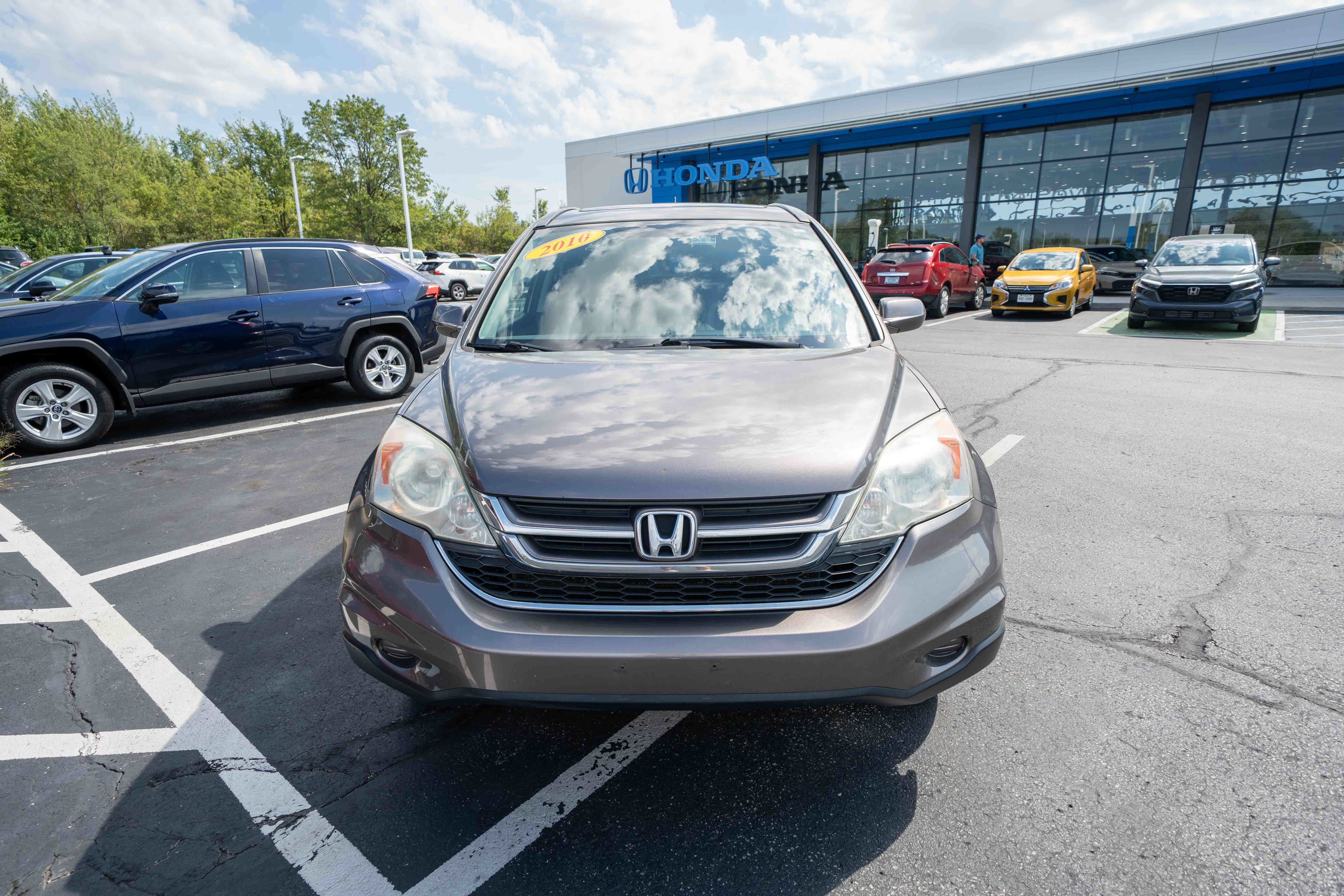 Used 2010 Honda CR-V EX-L image 2