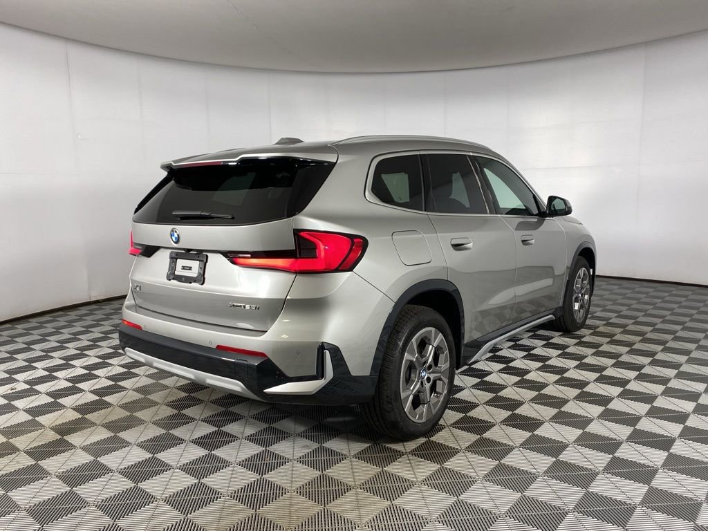 New 2026 BMW X1 xDrive28i w/ Technology Package image 24