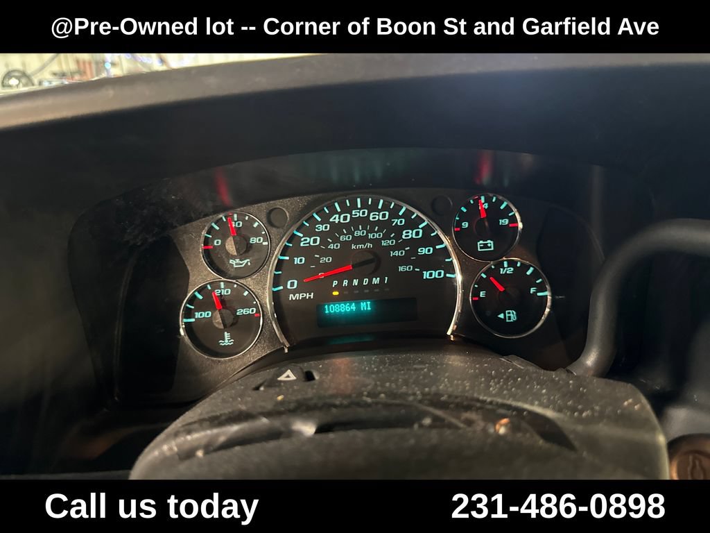 Used 2013 Chevrolet Express 2500 RWD image 21