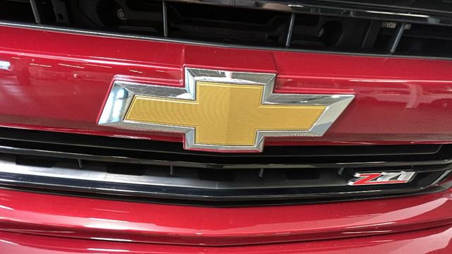 Used 2019 Chevrolet Silverado 1500 LT w/ All Star Edition AWD/4WD image 9