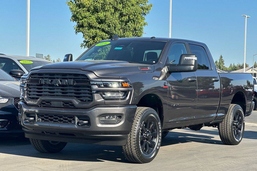 New 2026 RAM 2500 Big Horn AWD/4WD image 8