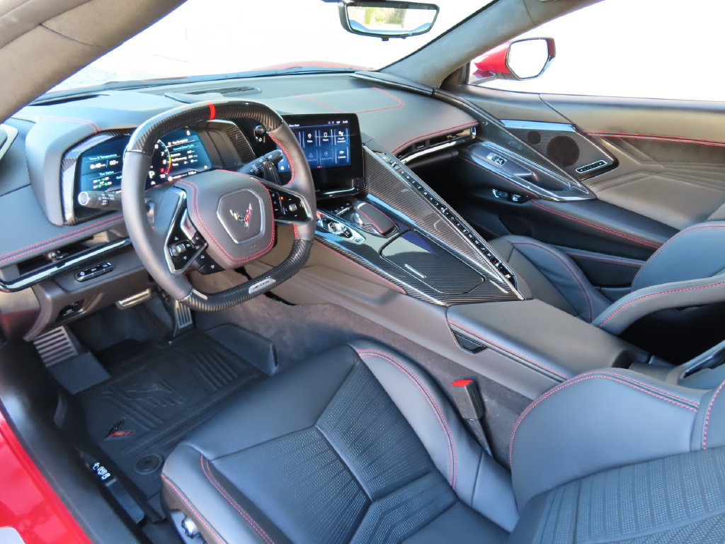 Certified 2024 Chevrolet Corvette Z06 w/ Z07 Performance Package RWD image 17