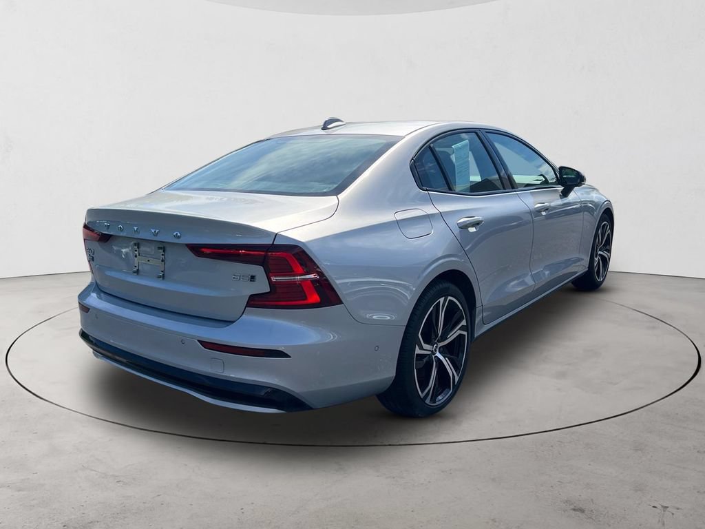 Certified 2025 Volvo S60 B5 Plus AWD/4WD image 5