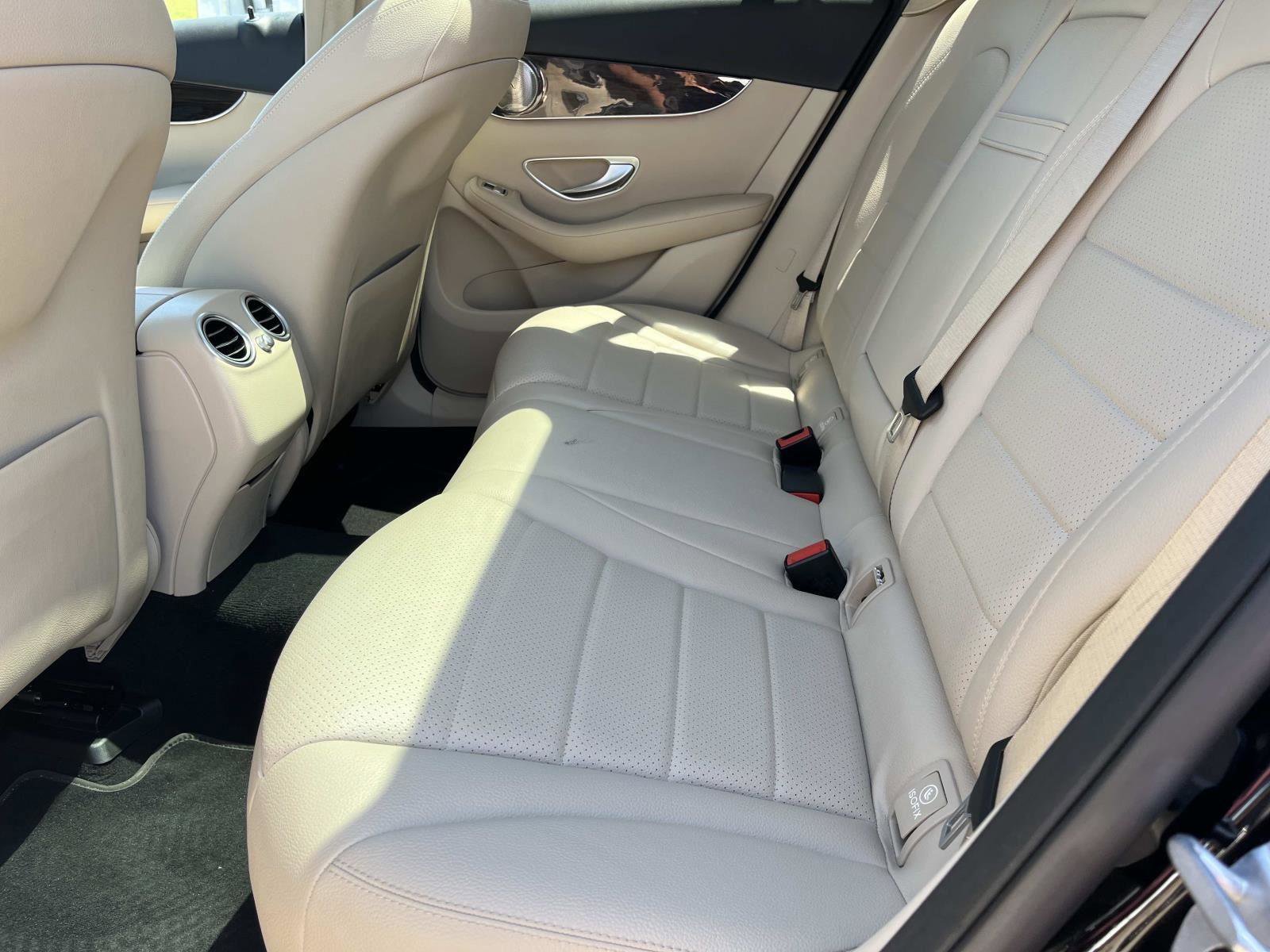 Certified 2021 Mercedes-Benz GLC 300 image 17