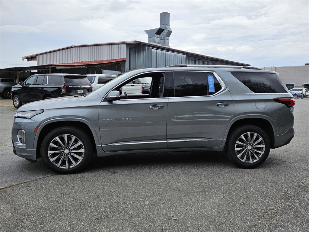 Certified 2023 Chevrolet Traverse Premier image 2
