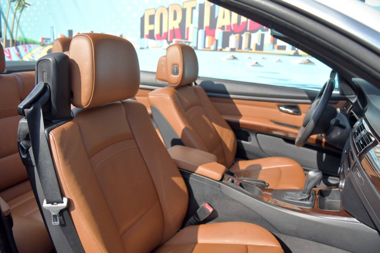 Used 2012 BMW 328i Convertible RWD image 34