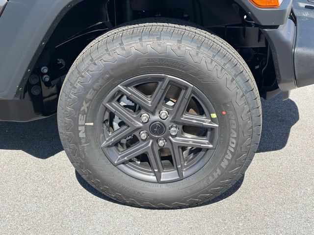 New 2026 Jeep Wrangler Sport AWD/4WD image 10