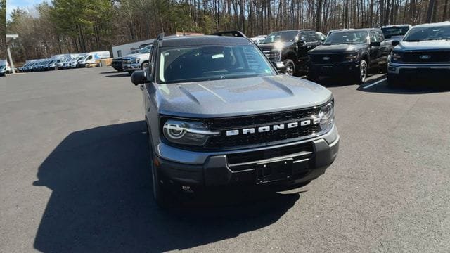 Used 2025 Ford Bronco Sport Outer Banks w/ Outer Banks Tech Package+ AWD/4WD image 6