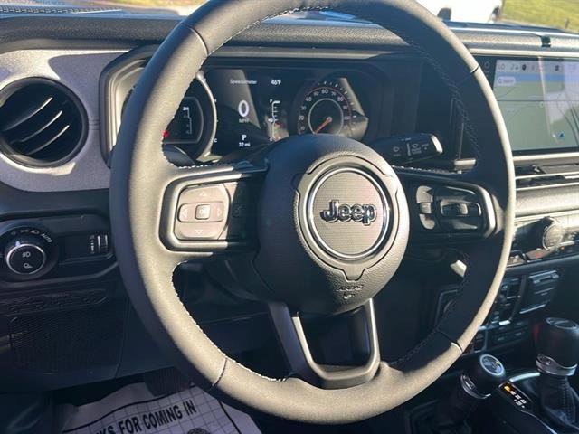 New 2025 Jeep Gladiator Willys image 9
