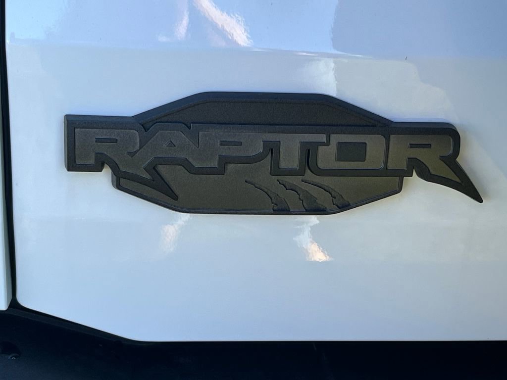New 2025 Ford Bronco Raptor image 6