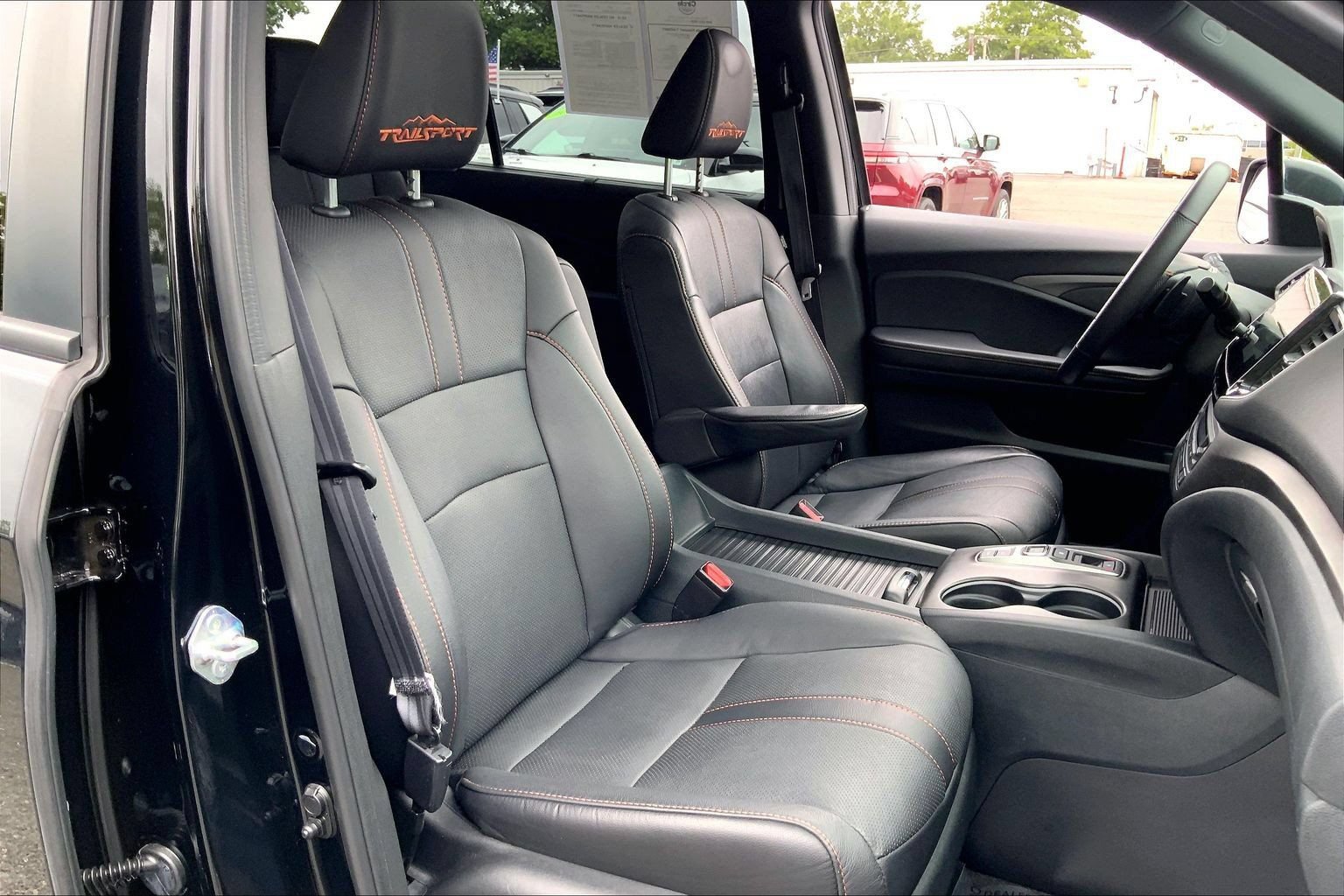 Used 2023 Honda Passport TrailSport image 7