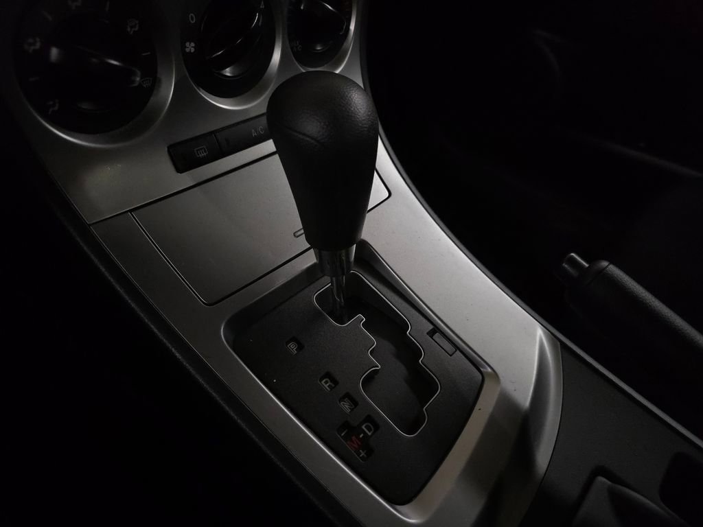 Used 2010 MAZDA MAZDA3 i Touring image 23