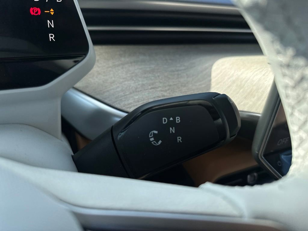 New 2025 Volkswagen ID. Buzz 1st Edition image 24