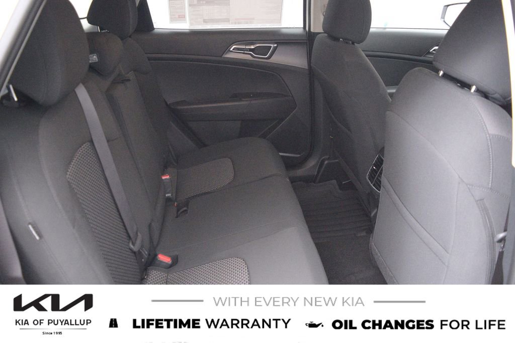 New 2026 Kia Sportage LX image 14